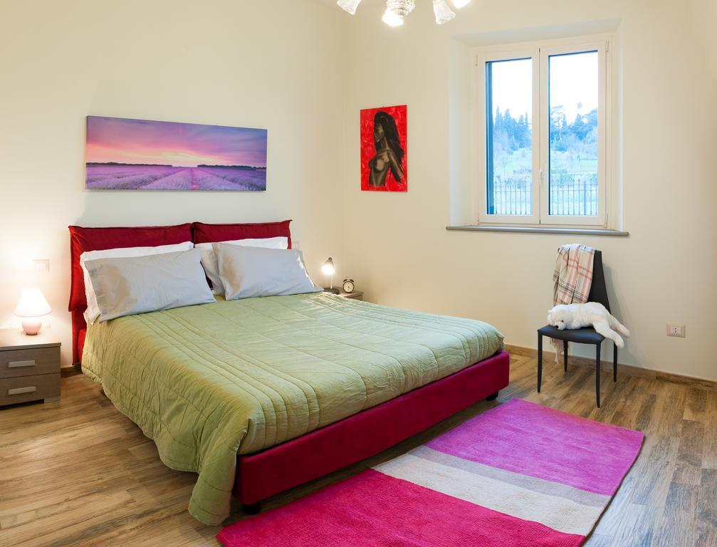 Agriturismo Casa Rosa Λούκα Δωμάτιο φωτογραφία